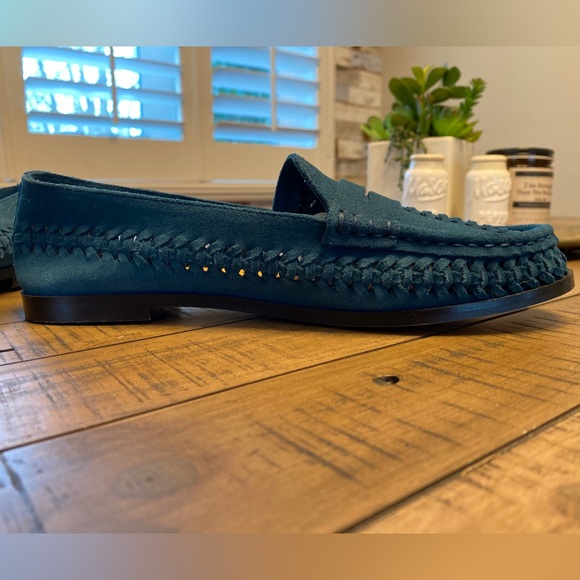 NEW Pilcro Anthropologie Woven Blue Suede Slip On Loafers Sz 8.5 - Picture 2 of 7